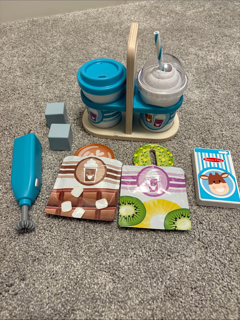 Melissa & Doug Hot & Cold Drinks Play set